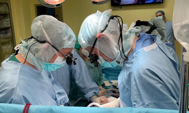 Primul transplant cardiac din 2022